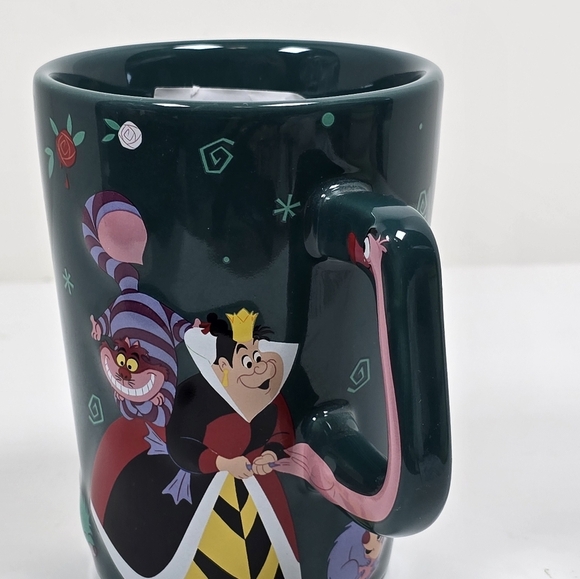 Disney Store Alice in Wonderland Queen Cheshire Character Mug Nwt - Picture 9 of 9